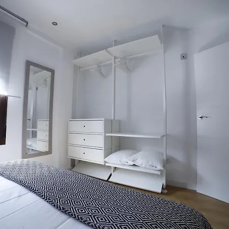Apartmán En San Basilio Junto A Torre De Belen *